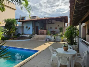 Beach house with pool and ocean view - Image 2