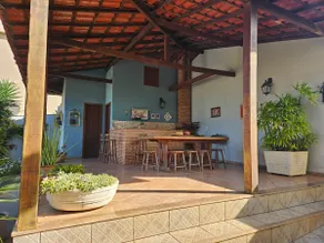 Beach house with pool and ocean view - Image 3