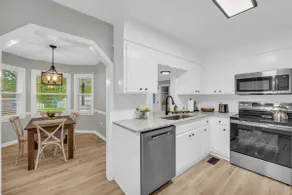 Downtown Delight | Cozy, Renovated Home Sleeps 6 - Image 5