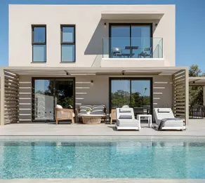 Hesperian Luxury Villas with Private Heated Pools - Image 2