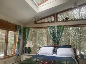 Private Suite with Hot Tub - Image 2