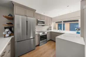 Newly Remodeled Luxury Beach Condo - Image 5