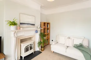 Large flat, central Exeter, sleeps 6, garden - Image 5