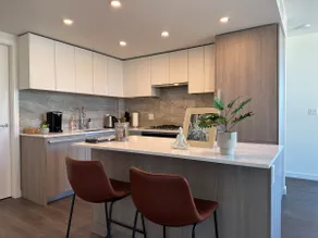 PH/ Richmond Center Stunning 2B2B-3#Home - Image 5
