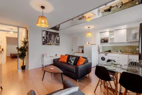 The New Lascrosses - Spacious 2-bedroom Compans Caffarelli - Image 4