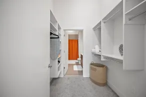 Luxury Haven Green - Image 4