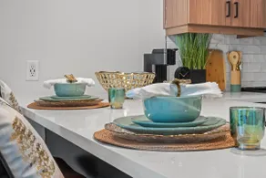 Luxury Haven Green - Image 3