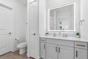 Stylish 1BR near PGA and Universal Studios with Pool and Gym - Image 2