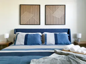 11 min to DFW Airport • 1BR Work Ready Art Gallery - Image 2