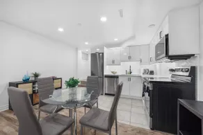 1BR Unit | Yonge & Eg! - Image 2