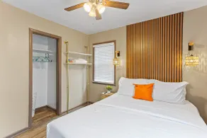 New! Elegant 3BDR Home - Image 2