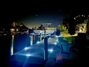New house, pool table & dock! - Image 2