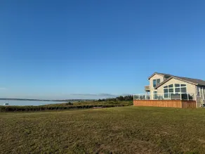Sandford Beach House w/ Hot Tub - Image 2