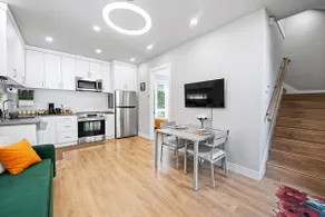 Peaceful 2BR Suite Near Trout Lake – Private Entry - Image 5