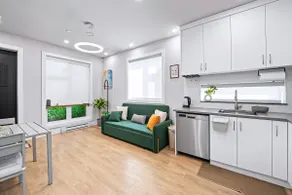 Peaceful 2BR Suite Near Trout Lake – Private Entry - Image 3