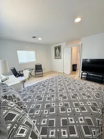 Sweet Home 15’ to DTLA-Free parking-2 BedRm-1 Bath - Image 2