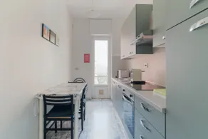 GuestHost - Bright Apartment near MM1 Turro - Image 2