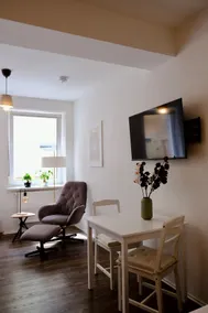 Central Studio Apartment - Image 5