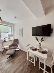 Central Studio Apartment - Image 2