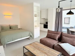 KVB2 | Stylish studio on a historic site - Image 3