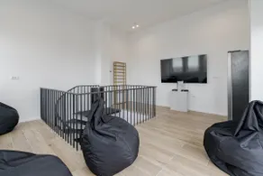 Downtown Skyline Penthouse w Parkview&Jacuzzi - Image 5
