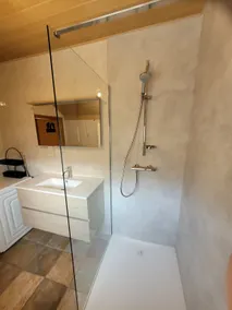 Flo house - Image 4