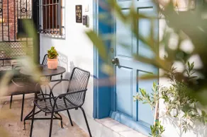 Sky House Old Town - Meno Homes 9 - Image 4