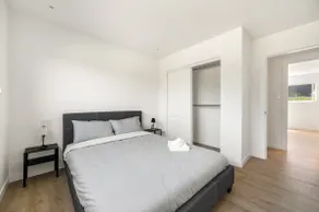 Luxury & Brand-new 3BD House - Image 2