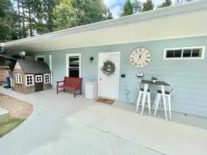 The Sweet Peachtree Suite (Pool + Golf Cart) - Image 2