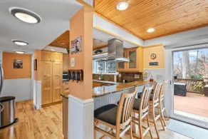 Cozy 3BR Annapolis sleeps 6 Private Deck, Parking - Image 5