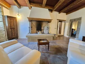 Ancient house, peace and nature - Image 4