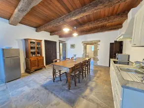 Ancient house, peace and nature - Image 5