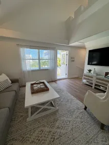 Beach Bungalow- 2 min walk to beach! Heated Pool - Image 5