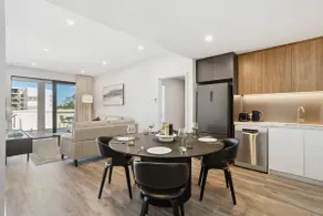 Luxury 2 Bedroom 2 Bathroom Apartment Walk to Burswood Casino - Image 2