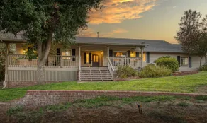 Yosemite Lakes w pool, hot tub, sauna, game room. - Image 2
