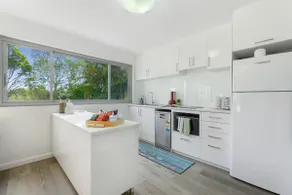 Collaroy 3Br Beach Home with Large Pool Ground Floor - Image 4