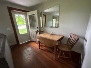 Annie's Place - Image 4