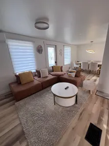 Beautiful Newly Renovated House - Image 4