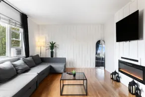 3BR Near NYC Sleeps 10 Metro North & MTA30min city - Image 4