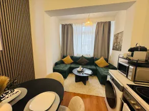 3-room city apartment with terrace East-5 - Image 5