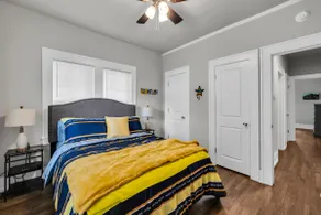 The Peach on Route 66/TV in Both Bedrooms/Pergola - Image 5
