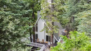 Emerson's Chalet: Family Friendly A-Frame Cabin - Image 3
