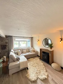 Barn Retreat | Hot Tub Opt | Private Parking | PS5 - Image 2