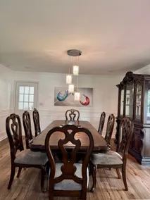 Prime location, good neighborhood - Image 2
