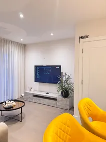 Spacious 4BR Home | 3 Parking | Offers Weekly Stay - Image 2