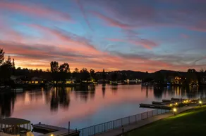 Modern Arches Home • Westlake Village • Sleeps 6 - Image 5