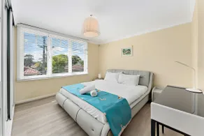 North Shore Spacious 2BR Home in Cremorne - Image 5