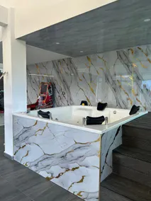 New penthouse - with Jacuzzi and Fireplace - Image 5
