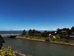A private rental inn with a view of the sea. It can accommodate up to 9 guests. - Image 1