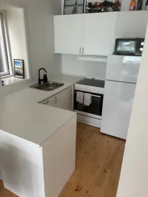 Good location. Private apartment 2 x balcony - Image 4